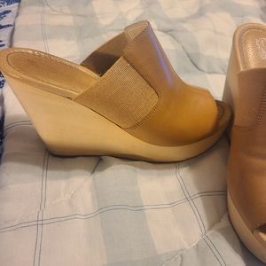 Dr Scholls wooden wedge